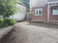 Beechcroft 2 bed part house complimentary BT & TNT Sports, Sky Cinema 55" TV Hotels in Callington