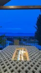 Cozy cabin with AC, Wi-Fi and view of Bear Lake in charming Fish Haven, Idaho