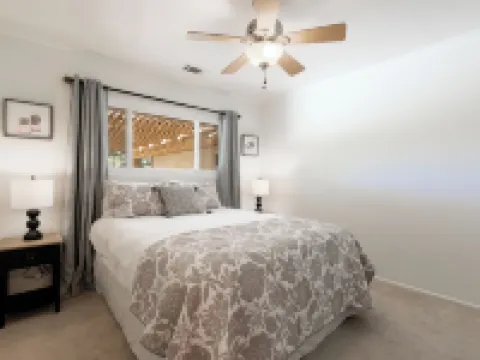 Lone Madrone Winery Guest House Hoteles en Templeton