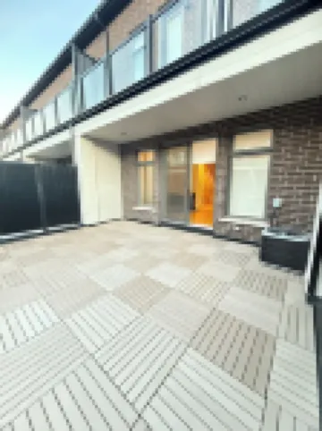 Luxurious House with pond view and Jacuzzi