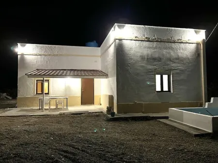 2 Bedroom Private vacation home in Montalbano Jonico Отели рядом с достопримечательностью «Golf Club Metaponto»