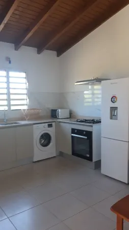 Accommodation with swimming pool quiet location in greenery 5 minutes from amenities and beaches