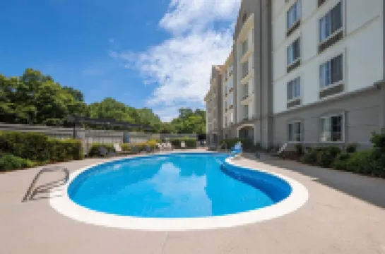 La Quinta Inn & Suites by Wyndham Raleigh Cary Hoteles en Cary