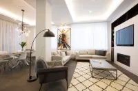 The Block -Spacious and Luxurious 4 bed Apartment Hotel in zona Sandridge Beach