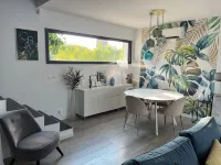 Beautiful contemporary house for 8 people Hotels in Lattes