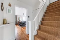 Charming 2-bedroom Country Cottage with Hot Tub Hotels in Fremont