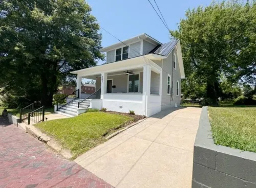 Spacious Central 3bd/2bath
