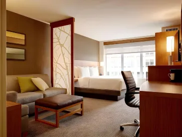 Hyatt Place Arlington Courthouse Plaza