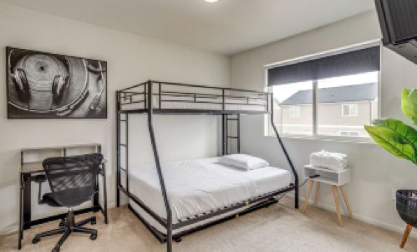 6 Mi to Dia: Denver Home w/ Fenced Yard & Fire Pit