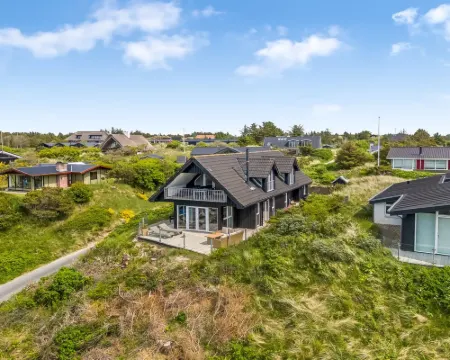 "Skamhals" - 700m from the Sea Hotels in Blokhus