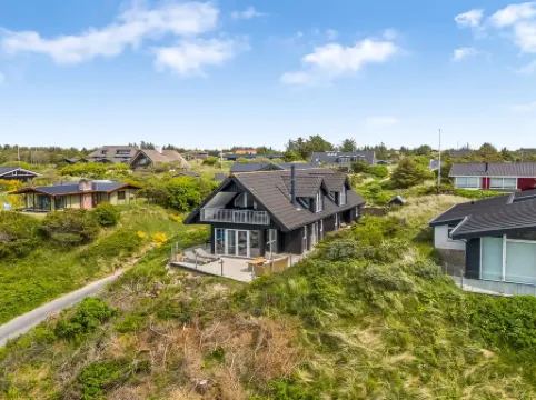 "Skamhals" - 700m from the Sea