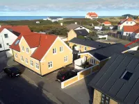 "Fritzy" - 75m from the Sea
