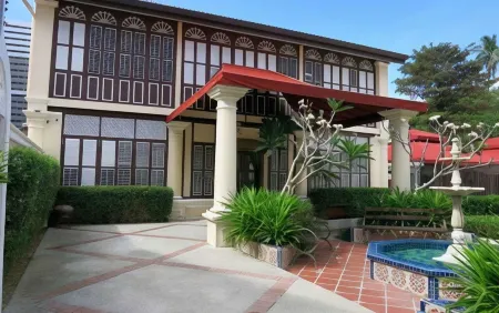 爪夷峇峇孃惹宅飯店