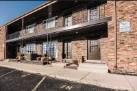 Great suburban location! Perfect for solo or couple travelers