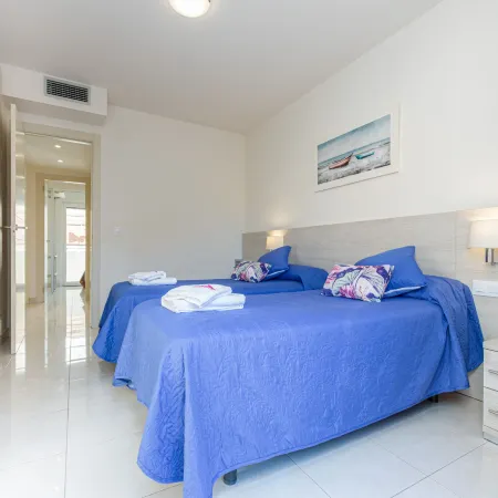 Apartment in Roses near Punta Beach