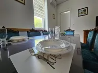 Apartment Gracac - Two Bedroom Apartment with Terrace - 2-Star