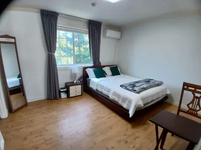 3 min walking to USAG-Humphreys pedestrian gate Các khách sạn ở 