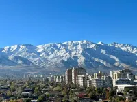 The department is two blocks away from Manquehue metro station