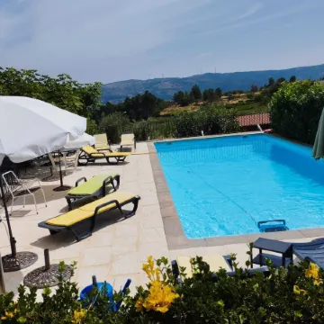 Outros Tempos - Turismo de Aldeia