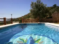 Peaceful Retreat in Alora for Families and Friends - Swimmingpools