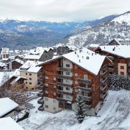 Apartment in Nendaz near Ski Slopes
