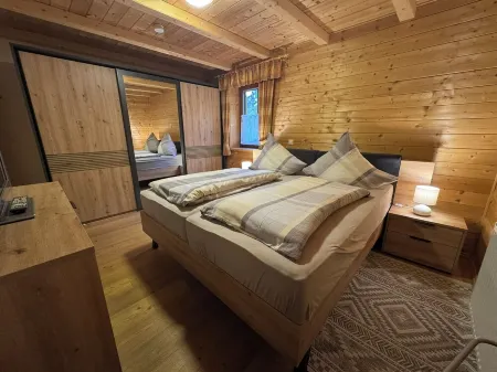 Exclusive vacation apartment with a sauna and fireplace