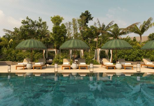 2. 래플스 센토사 ..