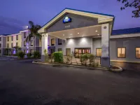 萊克蘭戴斯套房酒店 波克縣酒店