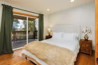 Mountain Home w/ Views & Game Room, Slopes 20 min