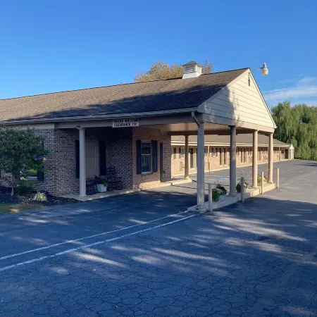 Country Squire Inn and Suites