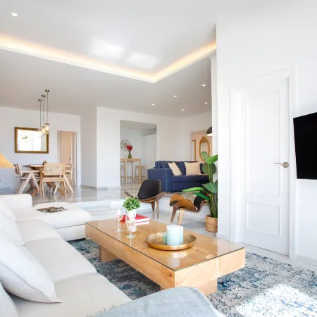 Exclusive 2BD apartment with private terrace in Marbella. Royal Gardens