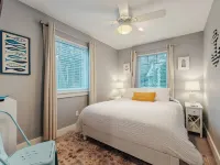 ⭐NEW⭐ Stunning Beachfront Living w/ Gameroom & Firepit Near Acadia