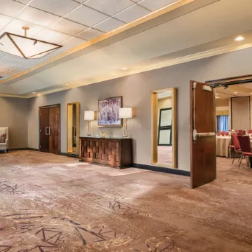 DoubleTree by Hilton Hotel Atlanta Northlake
