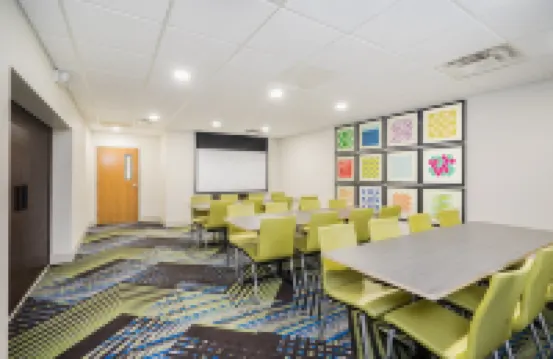 Holiday Inn Express & Suites LOUISVILLE EAST by IHG