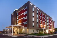 Home2 Suites by Hilton Louisville Airport Expo Center - Airport Shuttle