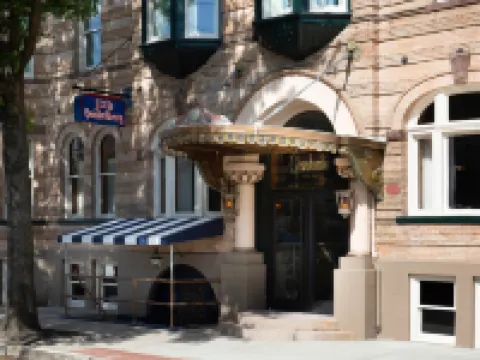 Graduate by Hilton New Haven Hotels in New Haven