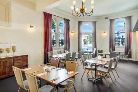 Prince of Wales Hotel