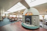 Two Brothers Noordwijk Beach Hotels in Noordwijk