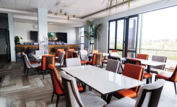 38 on Boulders Hotel