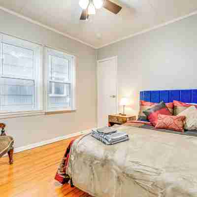 6 Mi to Dtwn Attractions Buffalo Apartment! Rooms