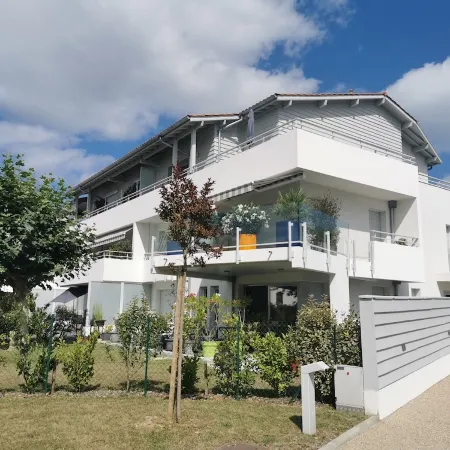 Anglet Aguilera Limite Biarritz, Grand Studio Dans Résidence Calme de Standing !