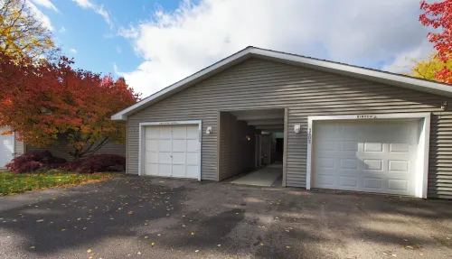 Clean Sandpoint Condo 10 Min from Schweitzer Base in Quiet Lakefront Community