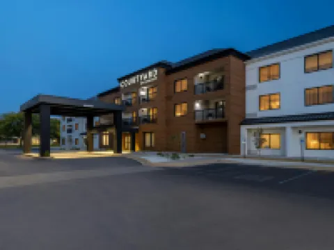 Courtyard Kokomo Hotels in Kokomo