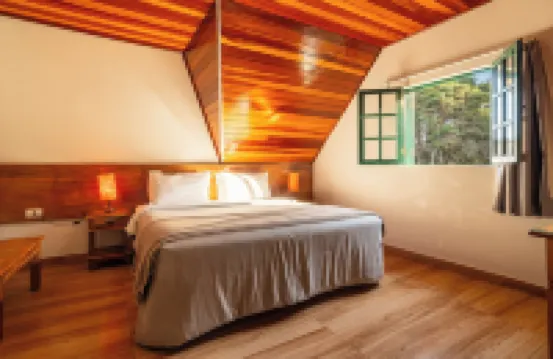 皮亞扎萊城堡 - 若爾當平原