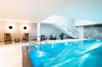 Henri Country House Kitzbühel - Pools