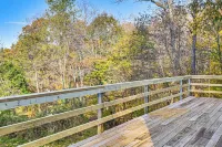 Dirt Road Digs - Quiet Home in Lakeville!