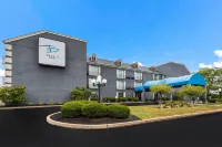 The Blu Hotel Blue Ash Cincinnati, Ascend Hotel Collection Hotels in Blue Ash