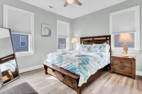 Walk to Beach Pool Ocean View Parking Bunk Beds