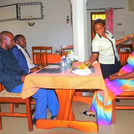 IHURU 50 HOTEL AND GARDENS