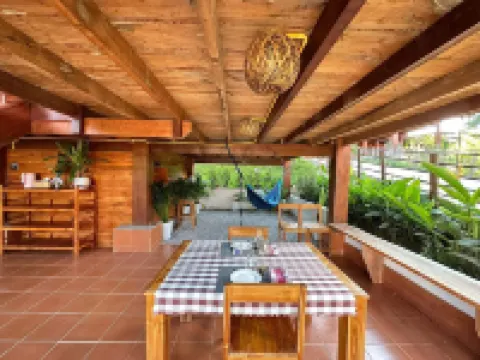 Vangnamthip Meung Feung Hotel Hoteles en Feuang